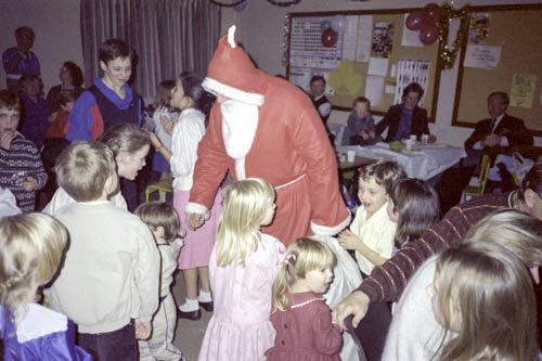 1985-86 Kids Xmas Party (5/5)